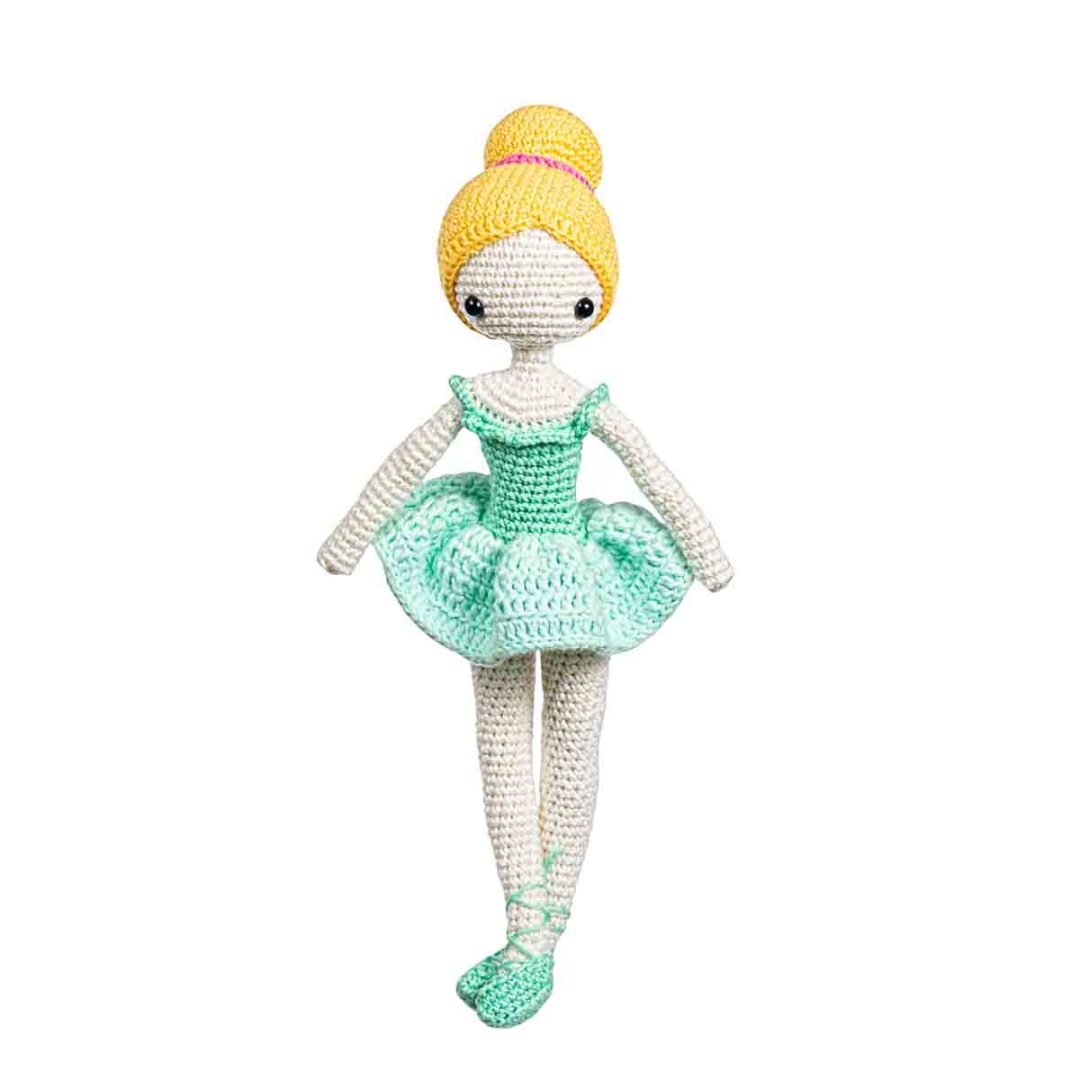 Boneca Bailarina Vitoria de Crochê - Amigurumi
